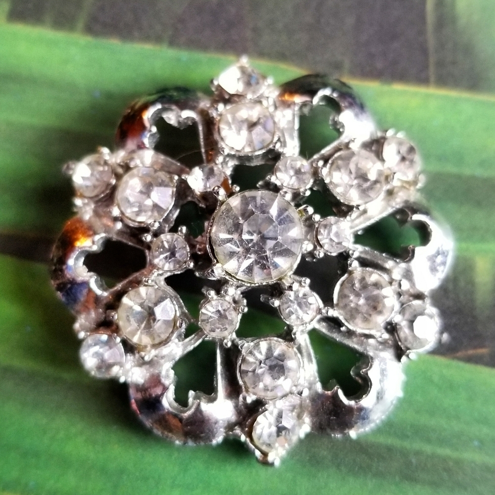 Vintage pendant diamante rhinestone pendant silver tone